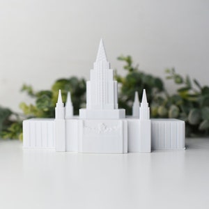 Oakland CA Temple Replica Statue