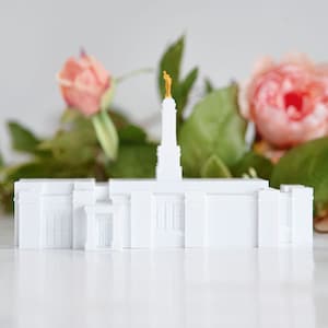 Monticello Utah Temple Replica Statue