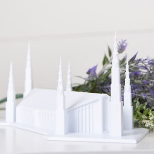 Boise Idaho Temple Replica Statue