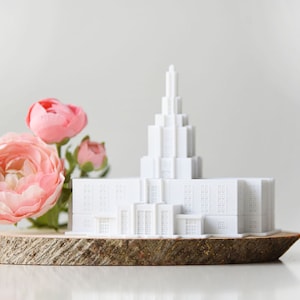 Idaho Falls Idaho Temple Replica Statue