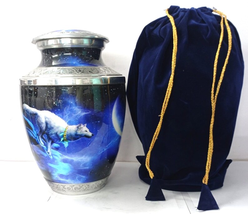 Wolf Urn, Adult Cremation Urns For Ashes- Adult Classic 3