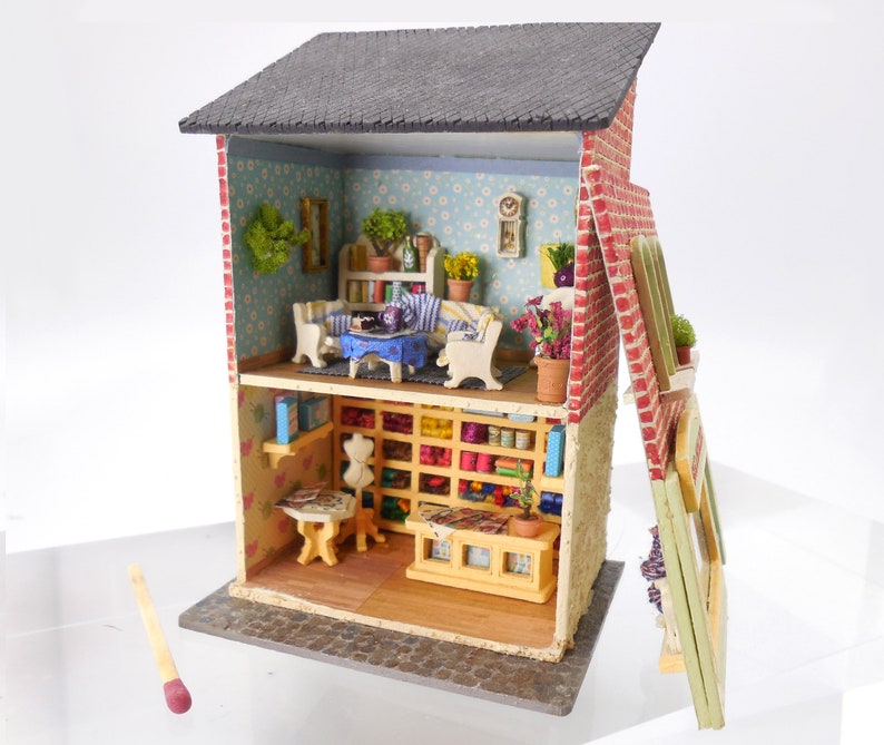 Susis Wollerei Kit Dollhouse en mini-échelle image 2
