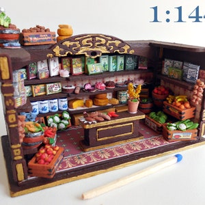 Kit 1:144, old shopkeeper shop + printies