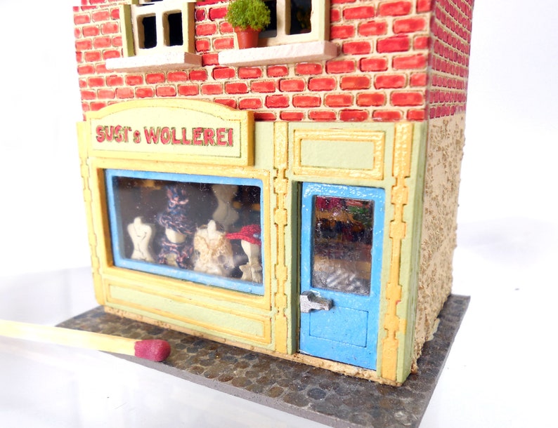 Susis Wollerei Kit Dollhouse en mini-échelle image 3