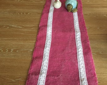 pink table runner 30 cm x 240 cm (jute / burlap)