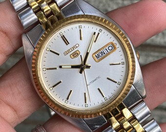 Vintage Seiko 5 Automatic Golden Dial 21Jewels Movement No 7S26