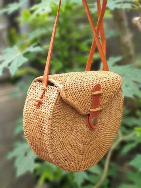 Beach sling bag hotsell