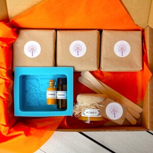 Stardust Kit Eco Friendly Soap Making Kit Honey, Sweet Orange & Turmeric White Base SLS/SLES Free. Cruelty Free Gift Ideas. image 2