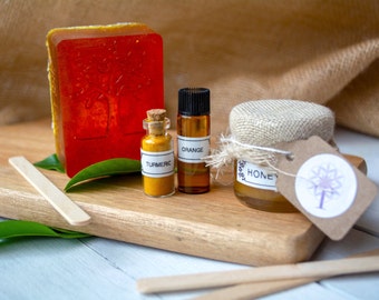 Starman Kit- Eco Friendly Soap Making Kit Sweet Orange, Honey, Turmeric Powder (Clear Base) - SLS/SLES Free. Cruelty free Gift Ideas.