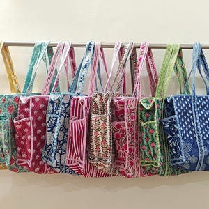 キルティングブロックプリントトートバッグ、ショルダーバッグ、食料品バッグ、女性用キルティングバッグ、旅行用ブライズメイドバッグ、キャリーバッグ、大型ショッピングバッグ