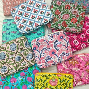 Block Printed Quilted laptop Sleeve, 13 14 15 16 Laptop Cover zipper ipad air case & padded macbook sleeve, ipad a16, iPad Pro sleeve gift