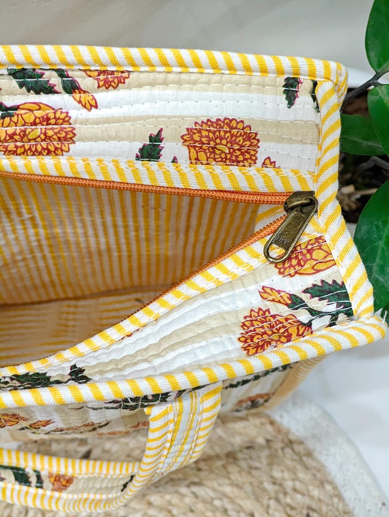Quilted Cotton Mini tote bag Hand block printed small lunch bags, picnic shoulder bag, bridesmaids gifts, Handmade Birthday Gift for her image 4