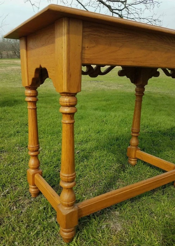 Ethan Allen Canterbury Oak Sofa Table 28-9403 Console Entry Hall