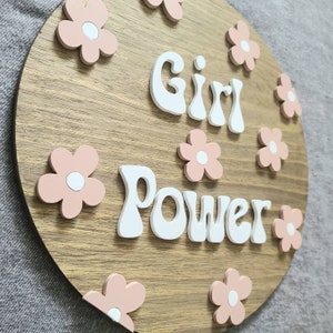 3D rond en bois rond Girl Power rétro Daisy des années 90 pépinière nom signe fleurs roses Daisy décoration murale filles chambre salle de jeux art cadeau