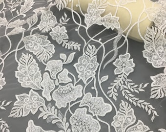 3D Beaded Lace Fabric: Sequin Embroidered Tulle for Bridal Wedding Dress