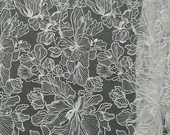 Bridal Flower Embroidery Lace Fabric: Off-White Tulle Wedding Dress Material