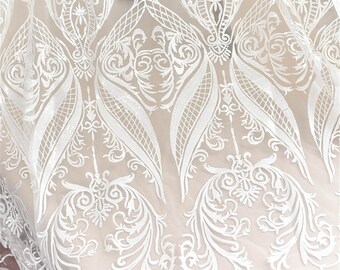 Tela de encaje con bordado de lentejuelas: Encaje para vestido de novia color blanco roto cortado a medida