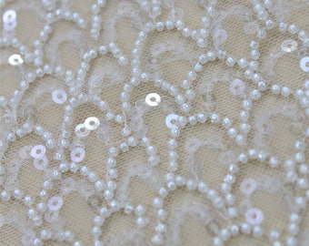 Tela de encaje con cuentas: lentejuelas color blanquecino, encaje para vestido de novia cortado a medida