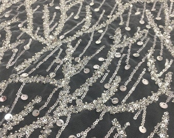 Tela de encaje bordado con cuentas 3D: encaje de alta costura para vestido de novia cortado a medida