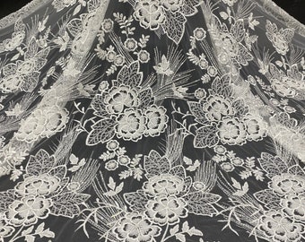 Floral Embroidery Beaded Lace Fabric: Off-White Tulle Wedding Dress Lace