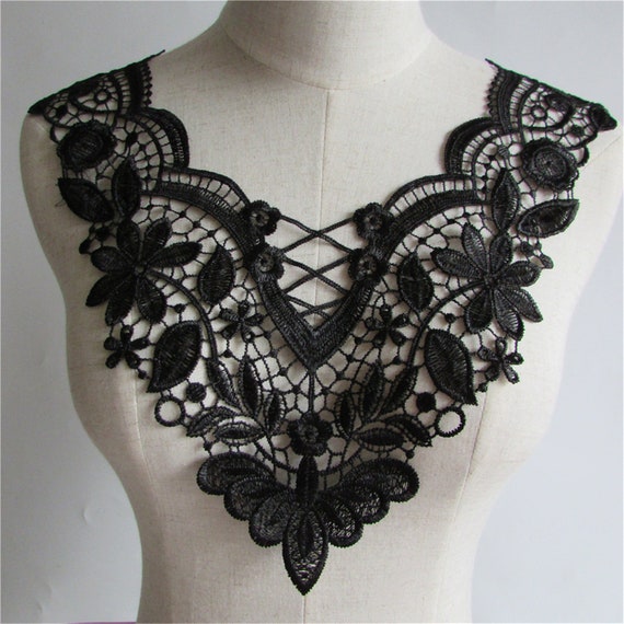 Black Lace Collar Applique: Elegant Neckline Trim (31.8cm X 33.5cm