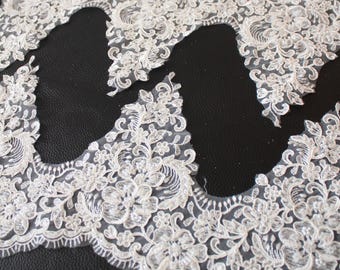Bordure Dentelle Blanche Brodée - France