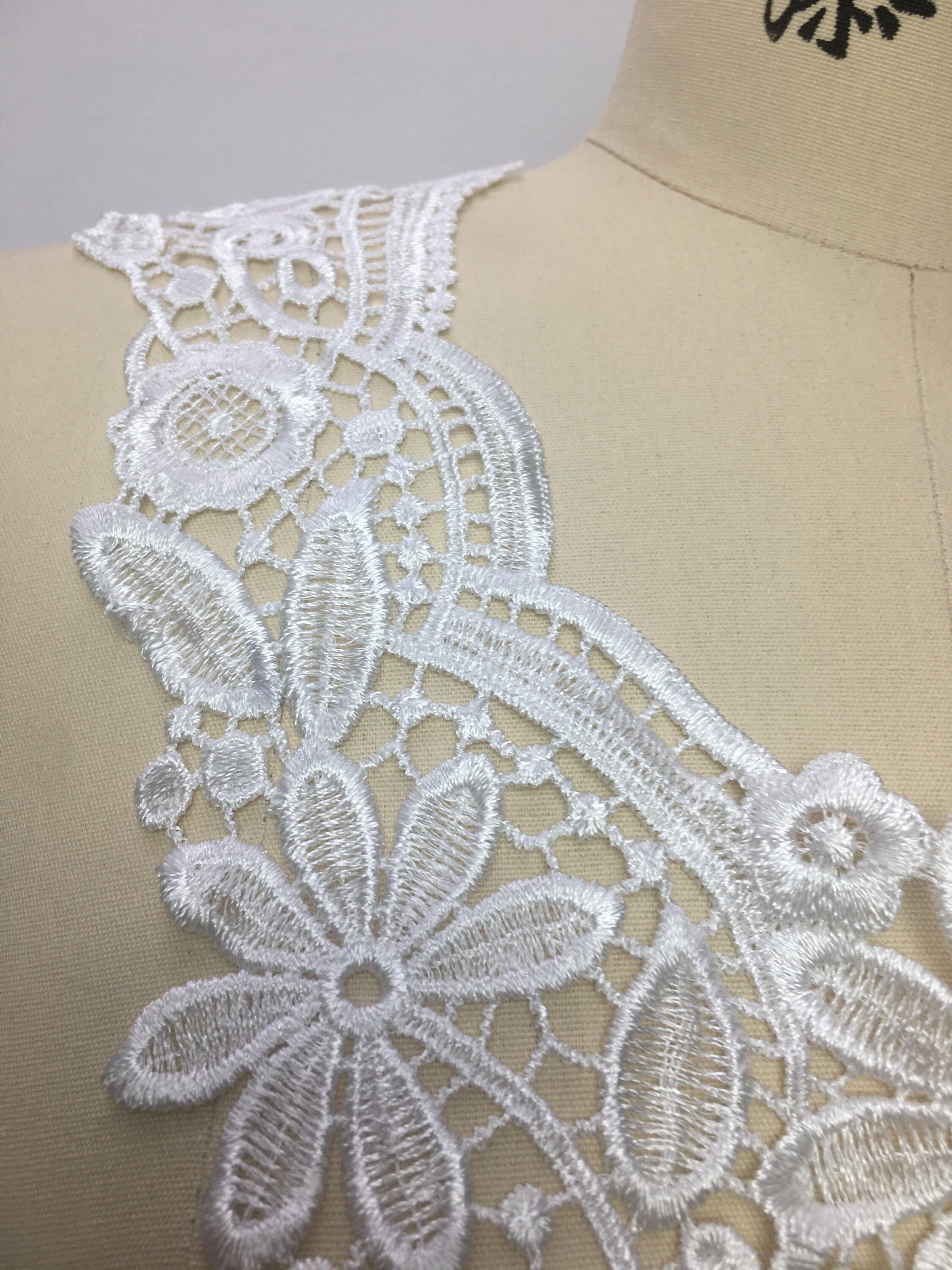 Vintage Floral Lace Neckline Applique: Embroidered Collar Trim - Etsy