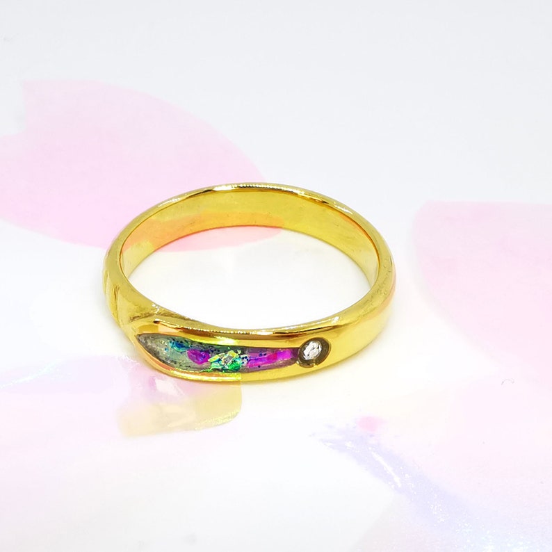 Sparkling Arrow Ring