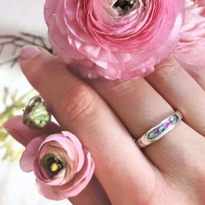 Sparkling Arrow Ring
