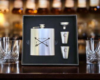 Wedding Personalized Flask Set Custom Engraved Initials Hip Flask, Best Man Gift, Groomsmen Gift, Monogram Mother&#39;s  And Father&#39;s Day gift