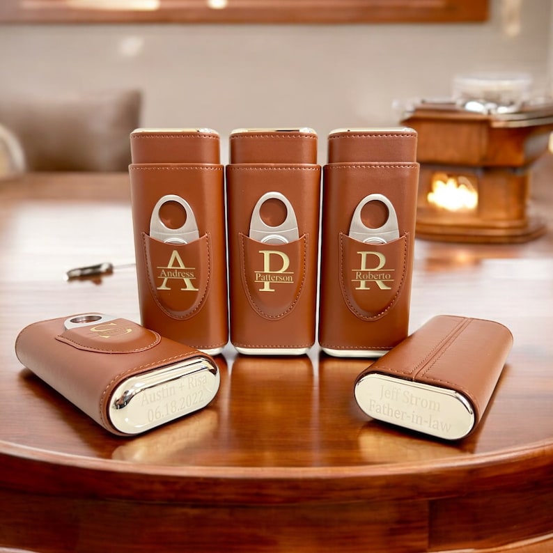 Personalized Cigar Case with Cutter, Engraved Travel Humidor, Groomsmen Gift bild 7