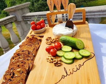 Personalized cheese board set, Valentine's Day Gift Custom cheese board set, Engraved cutting board, Wedding gifts, Gifts for the couple