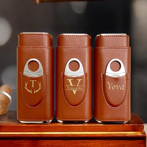 Personalized Cigar Case with Cutter, Engraved Travel Humidor, Groomsmen Gift bild 3