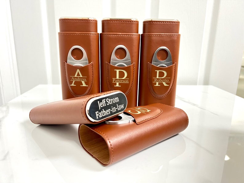 Personalized Cigar Case with Cutter, Engraved Travel Humidor, Groomsmen Gift bild 6