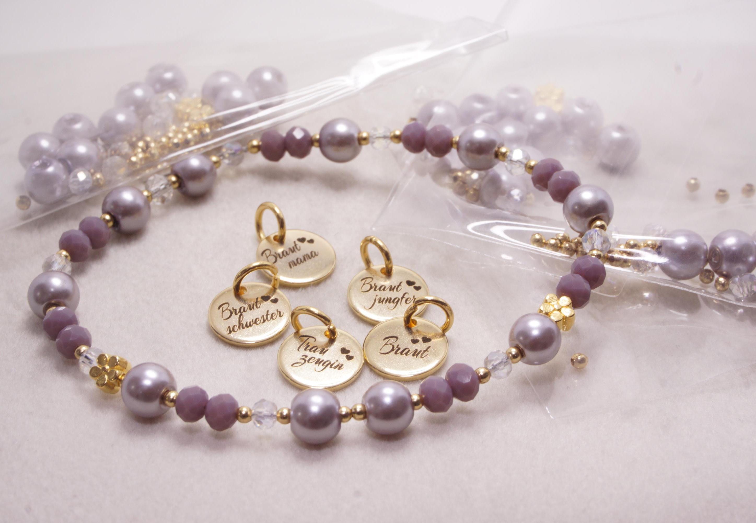 Perlen-Braut-Stirnband Mit "Bride" Schriftzug | Mit Weißen Blumen | Für Hochzeit & Junggesellinnenabschied | Elastisch