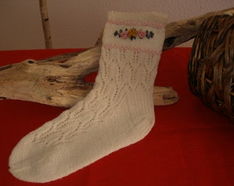 Handgestrickte Socken Gr. 43/44 Trachtensocken, Wollsocken, Strümpfe Wolle, Wintersocken, Wandern, Yoga, warme Socken, Geschenk, Yogasocken