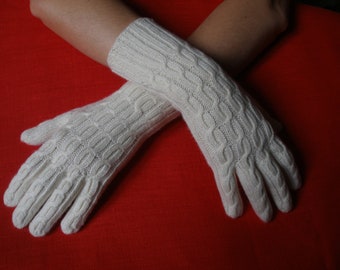 HAND KNITTED GLOVES WOOL Elegant cream white, knitted gloves wool, hand knitted winter gloves, knitted gloves