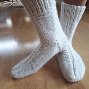 Hand-knitted socks 38 39 41 42 stockings wool polyacrylic winter socks hiking yoga socks warm socks knitted stockings white bed socks