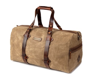 DRAKENSBERG Weekender »Cody« Khaki-Sand, handmade travel bag & sports bag for men made from waxed canvas and hardened leather