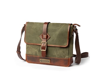DRANKENSBERG Messenger Bag »Nate« Forest Green, handcrafted shoulder bag & cross-body bag for men made from waxed canvas and leather.