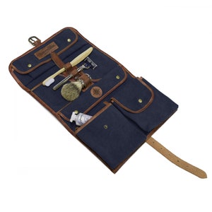 DRAKENSBERG Toilet Bag »Sid« Navy-Blue, handmade Necessair & Washbag to hang up for men | sustainable canvas + leather