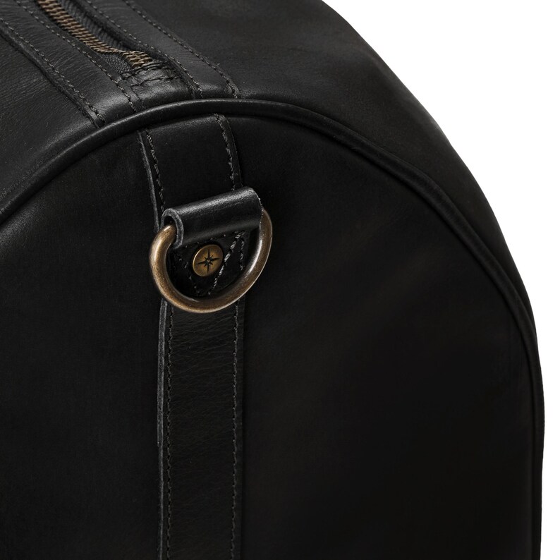 DRAKENSBERG Weekender »James« (50) Black, handcrafted leather travel bag & carry-on for men image 4