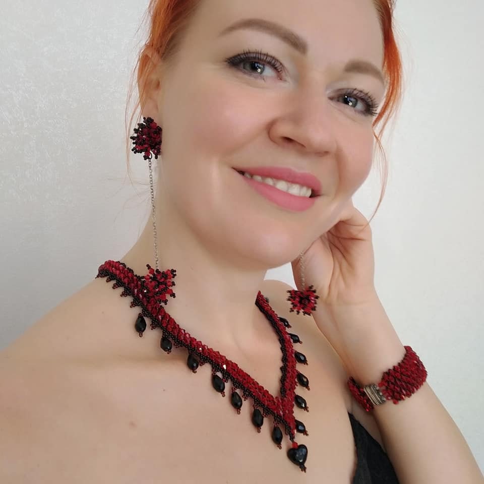 Seed Bead Costume Jewelry Setblack Red Beaded Necklacecuff Etsy