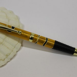 Acryl balpen, met de hand gedraaid