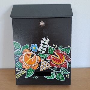 custom paintinggifts, home gifts, cottage mailbox,Hand painted mailbox