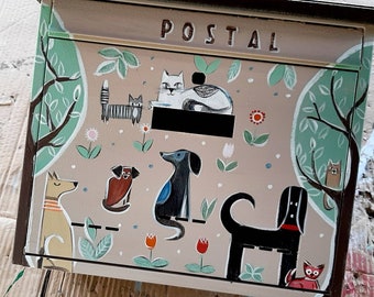custom paintingCats and dogs, hand painted mailbox, artful mailbox, big post pox, artfull letter box