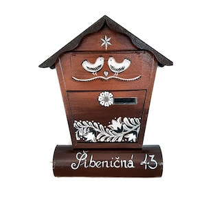 pintura personalizadaBuzón de chocolate pintado a mano, buzón, buzón pintado