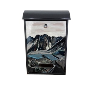 Tatras, boîte aux lettres d’art, cadeau uniqueSe aux lettres peinte, décoration intérieure, randonnée et montagnes, boîte aux lettres peinte sur mesure, cadeau personnalisé, artiste