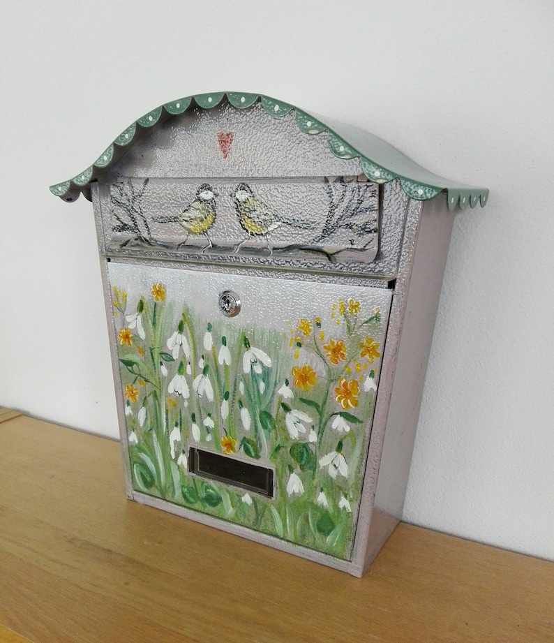 cadeaux original,artist custom gift flowers and birds home decor snowdrop,floral painting unique gifts Painted mailbox