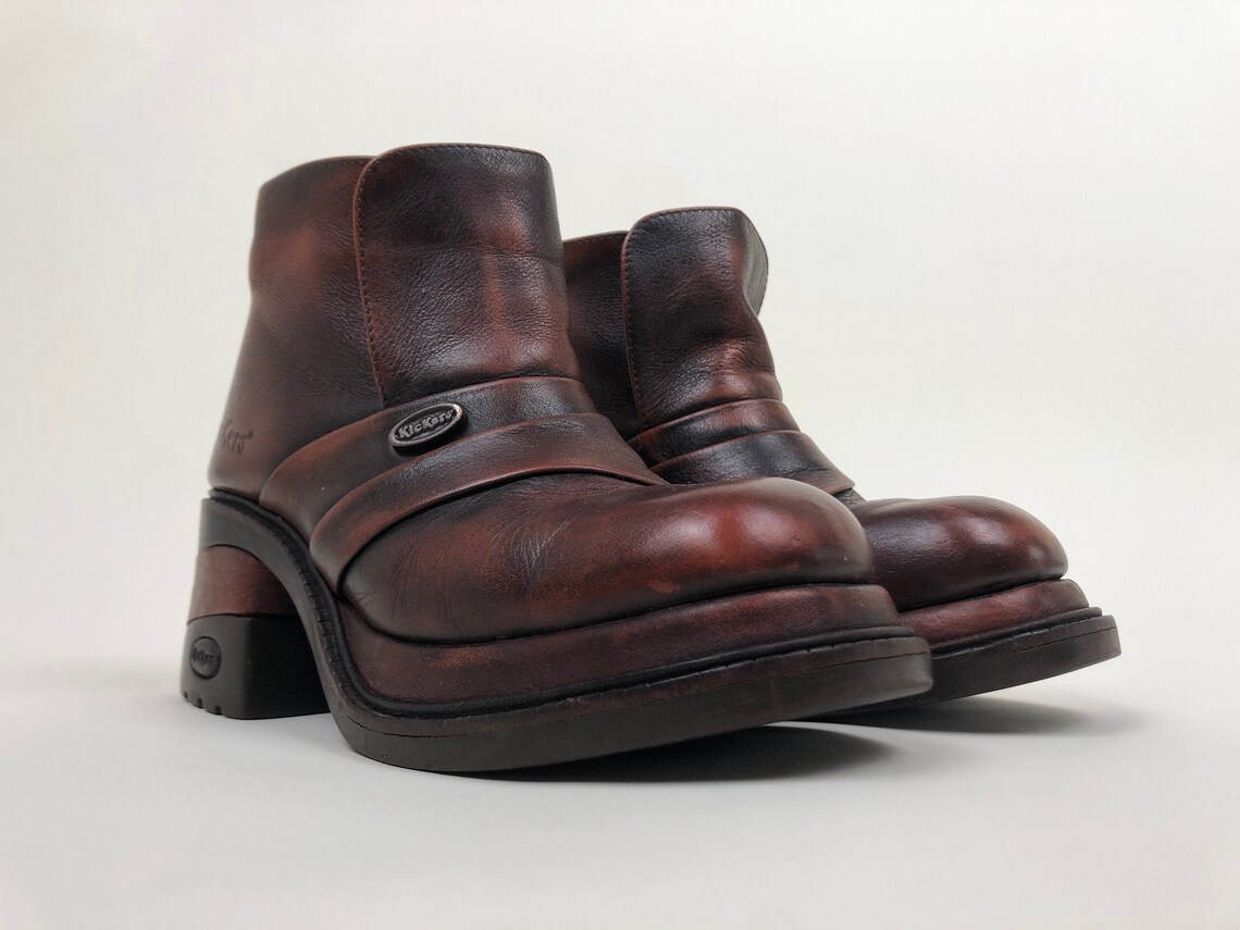 brown square toe platform boots